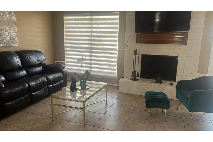 $580 : Rento The Woodlands image 1