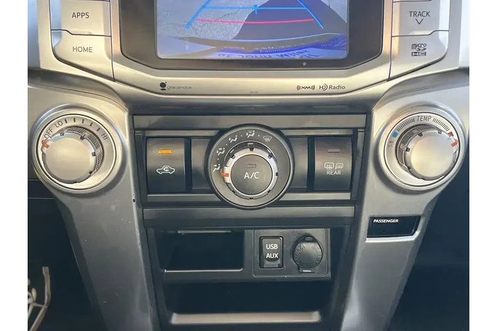 $23387 : Toyota 4Runner 2017 4x2 SR5 image 6