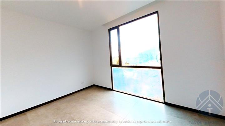 $325000 : Apartamento zona 15 San Lazaro image 1