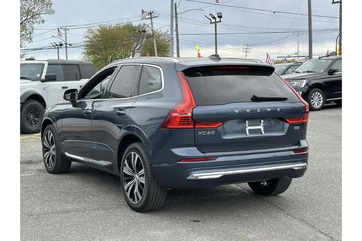 $31287 : Volvo XC60 2022 AWD B5 Inscr image 8