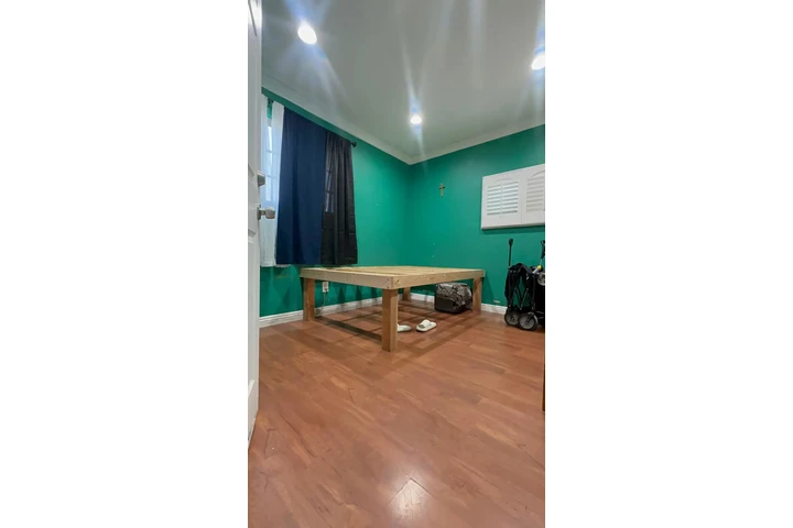 $750 : Se Renta cuarto image 3