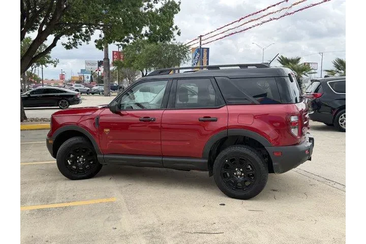 $33468 : Ford Bronco Sport 2025 AWD B image 9