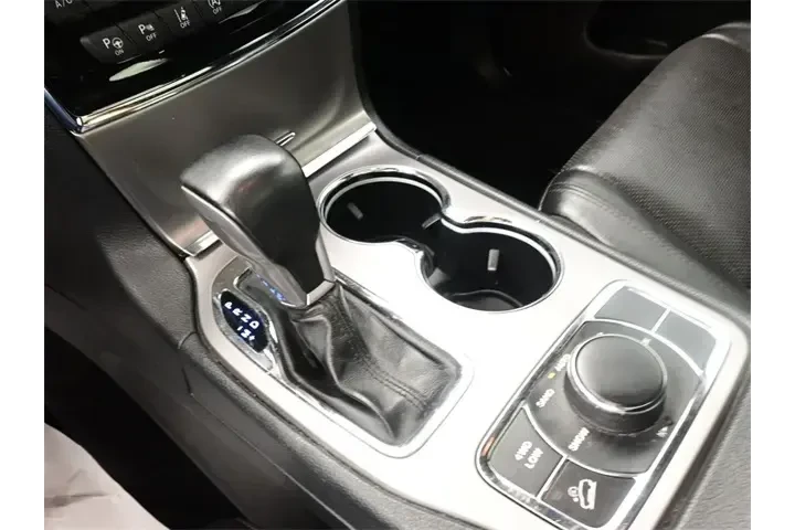 $20801 : Jeep Grand Cherokee 2020 4x4 image 9