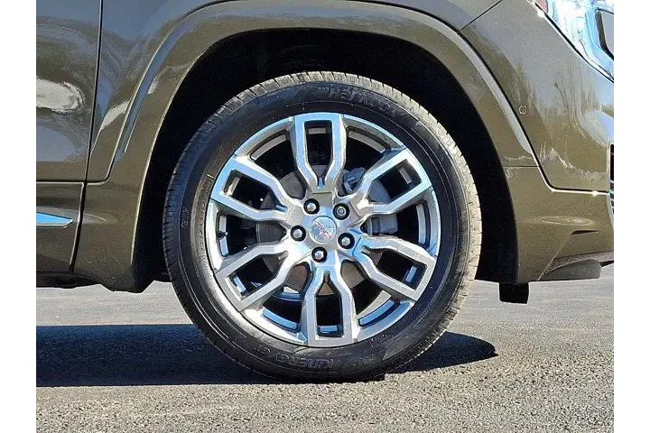 $29992 : GMC Terrain 2023 AWD Denali image 8