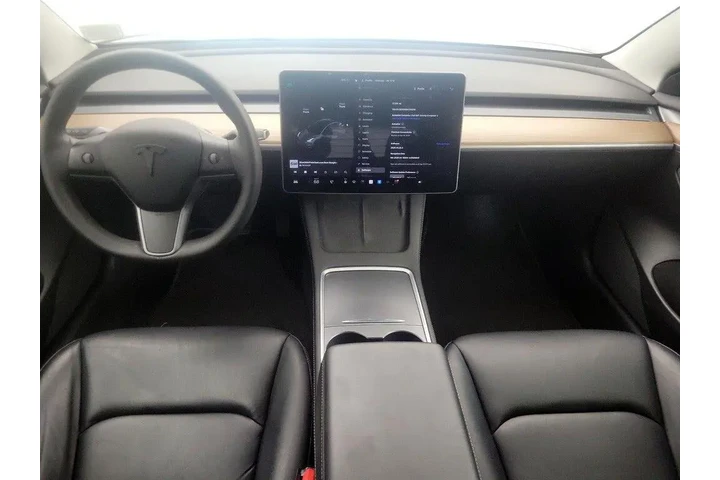 $31998 : Tesla Model 3 2022 AWD Long image 9