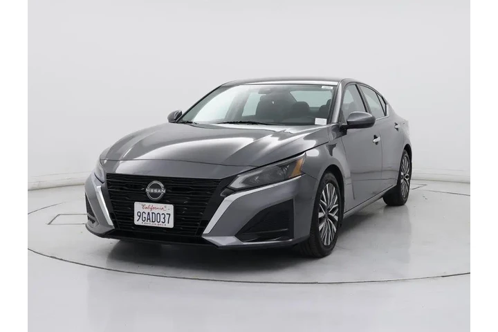 $21998 : Nissan Altima 2023 2.5 SV 4d image 4
