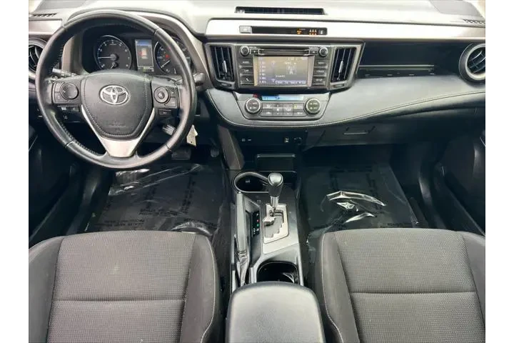 $16599 : Toyota RAV4 2017 XLE 4dr SUV image 4