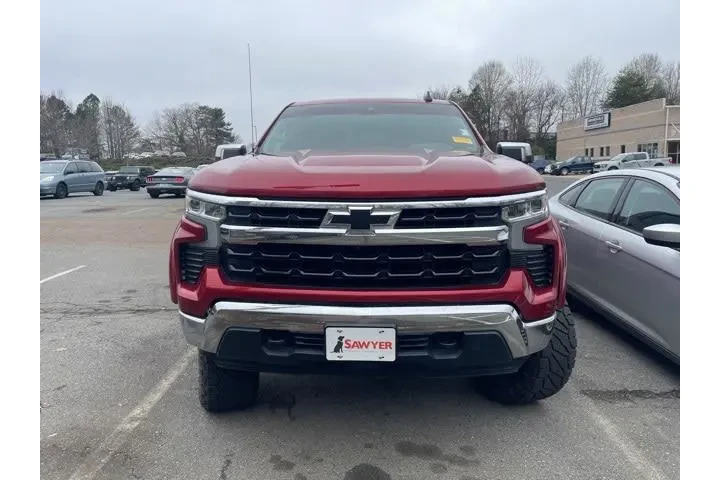 $28997 : Chevrolet Silverado 1500 202 image 2
