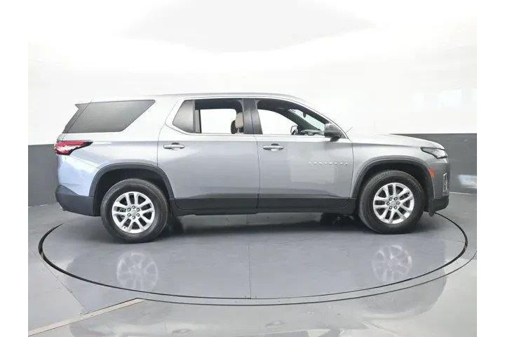 $22139 : Chevrolet Traverse 2023 LS 4 image 7