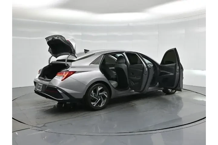 $23587 : Hyundai ELANTRA Hybrid 2024 image 6