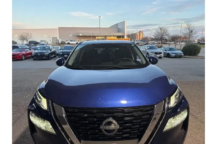 $19844 : Nissan Rogue 2022 SV 4dr Cro image 1