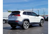 $13798 : Jeep Cherokee 2016 4x4 Trail thumbnail