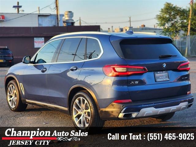 Used 2019 X5 xDrive40i Sports image 10