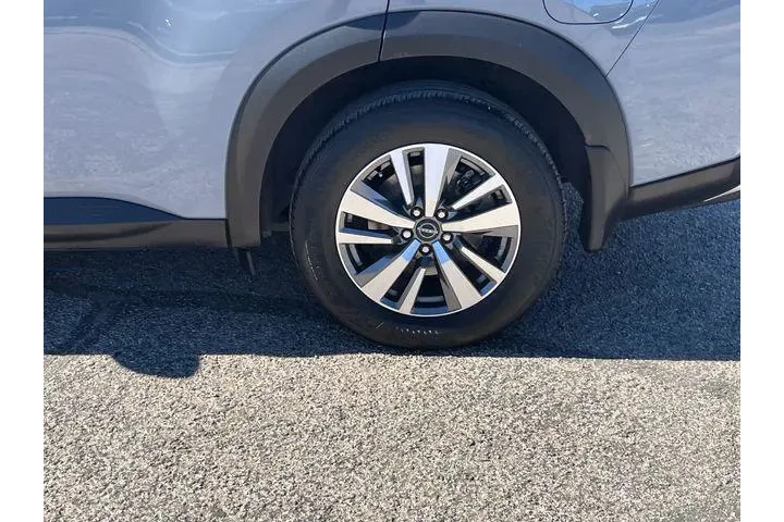 $32983 : Nissan Pathfinder 2023 SL 4d image 5