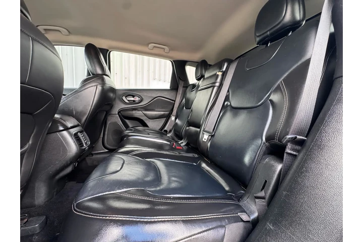 $5899 : Jeep Cherokee 2017 🚙 image 4