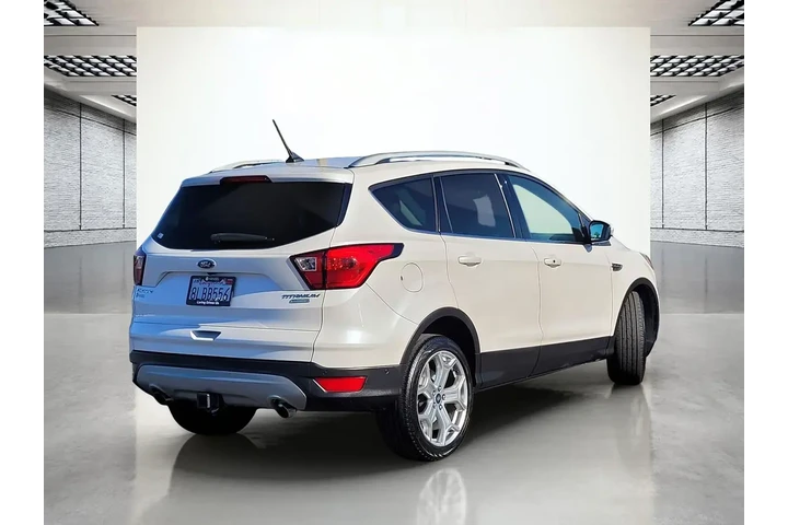 $16999 : Ford Escape 2019 Titanium 4d image 7