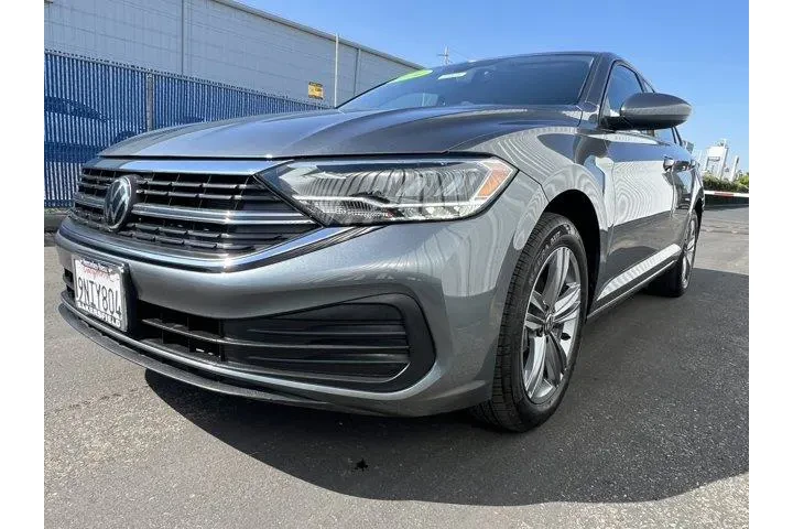 $21494 : Volkswagen Jetta 2024 SE 4dr image 9