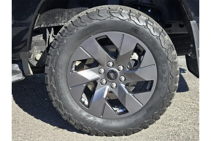 $39495 : Ford F-150 Lightning 2022 AW image 9