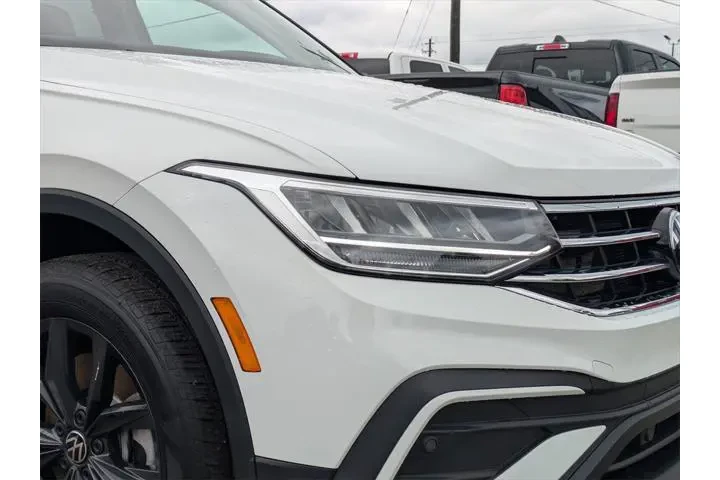 $23843 : Volkswagen Tiguan 2024 Wolfs image 9