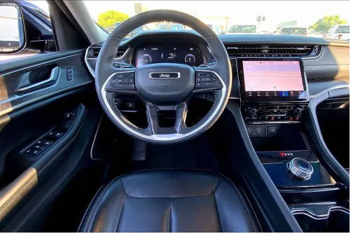 $28941 : Jeep Grand Cherokee L 2023 4 image 5