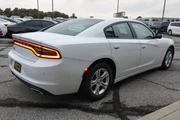 $17788 : 2022 Charger SXT RWD thumbnail