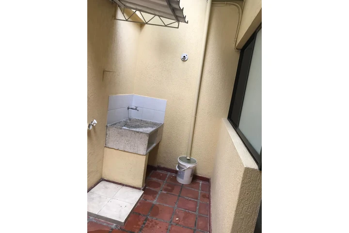 $1000000 : cerca al centro de Cali image 5