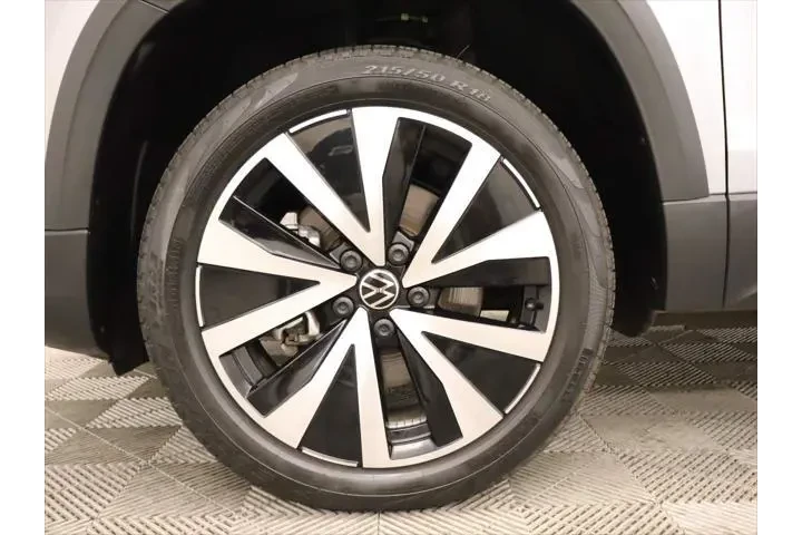 $19130 : Volkswagen Taos 2024 SE 4dr image 6