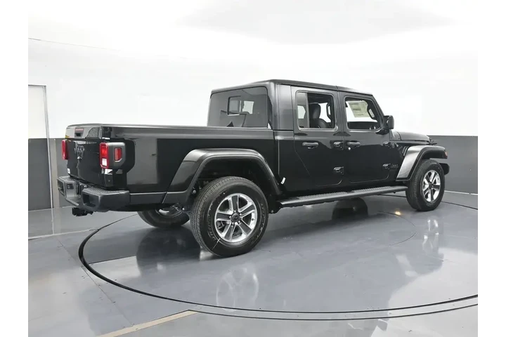 $36995 : Jeep Gladiator 2024 4x4 Will image 6