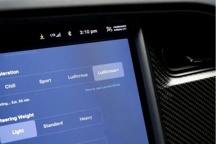 $37495 : Tesla Model X 2020 AWD Perfo image 8