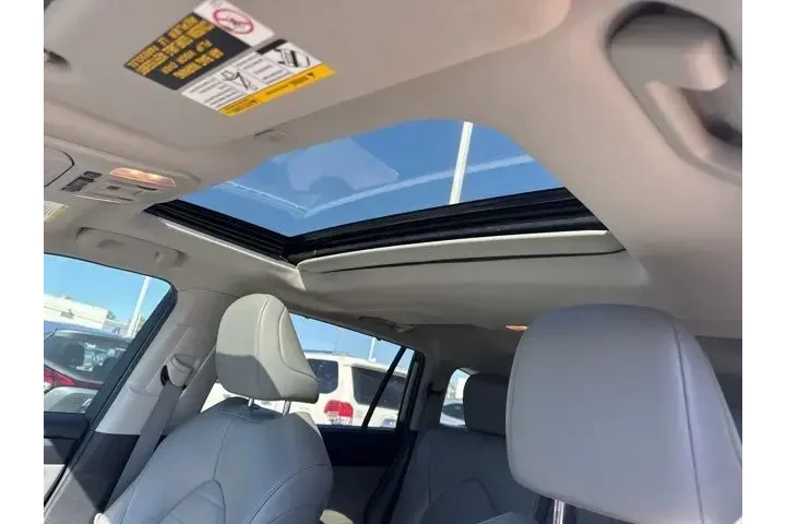 $37655 : Toyota Highlander 2024 LE 4d image 10