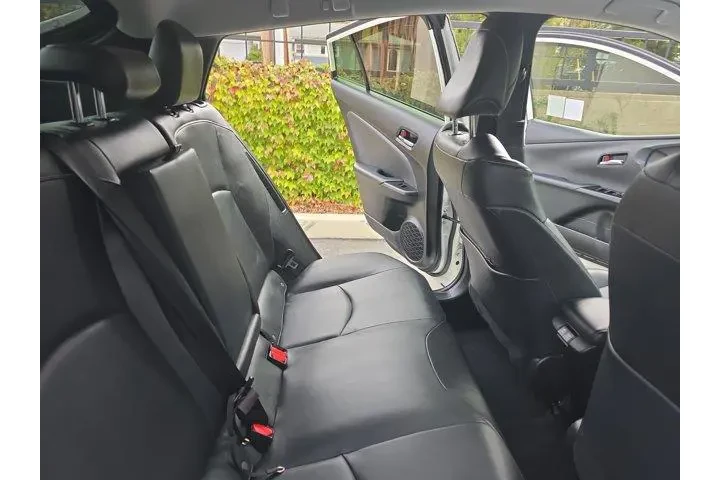 $25995 : Toyota Prius Prime 2020 XLE image 10