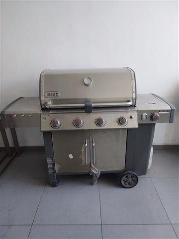 Asador Weber Genesis II image 1