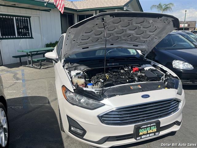 $12950 : 2019 Fusion SE Sedan image 9