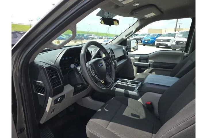 $22750 : Ford F-150 2017 4x4 Lariat 4 image 10