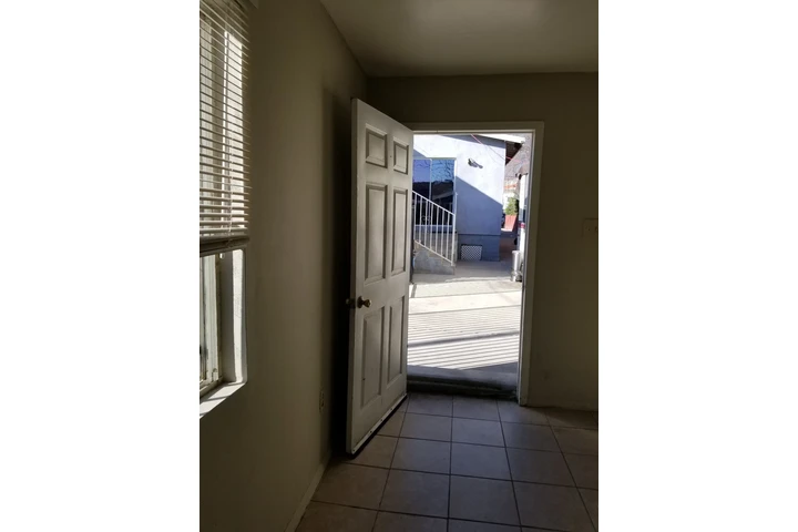 $875 : CUARTO PRIVADO image 4