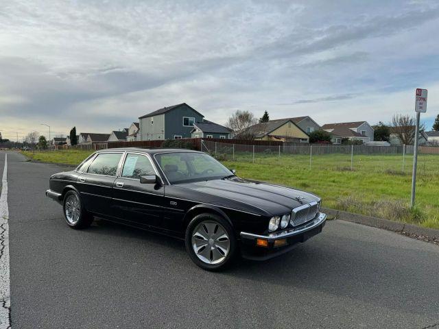 $6950 : 1988 JAGUAR XJ1988 JAGUAR XJ image 8