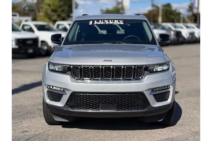 $29751 : Jeep Grand Cherokee 2023 4x4 image 6