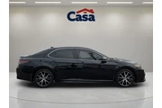 $27795 : Toyota Camry 2023 SE 4dr Sed thumbnail
