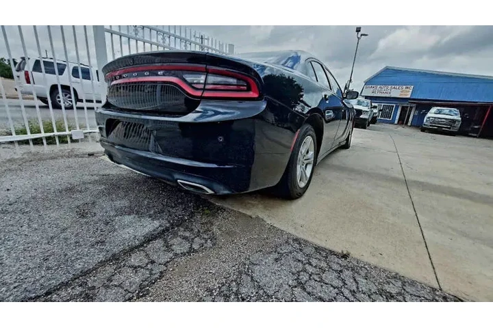 $13990 : 2015 Charger SE image 8