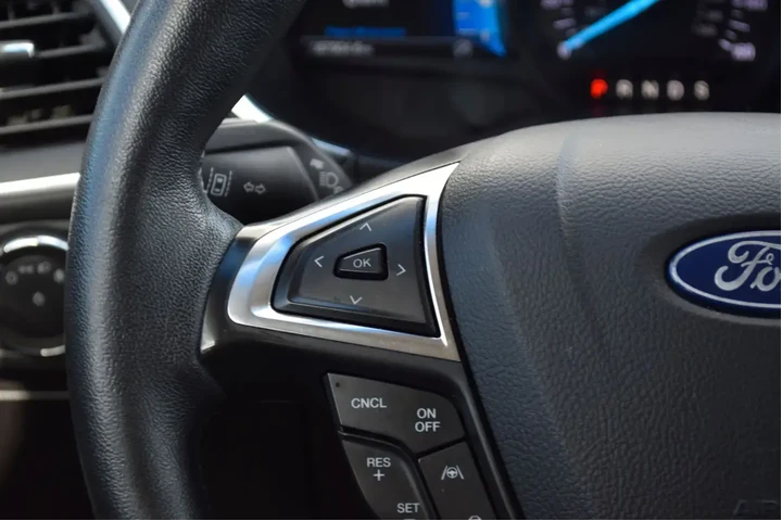 $16783 : Ford Edge 2020 Titanium 4dr image 9