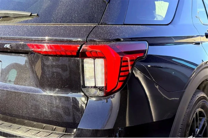 $39994 : Ford Explorer 2025 Active 4d image 6