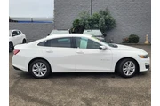 $13999 : Chevrolet Malibu 2020 LT 4dr thumbnail