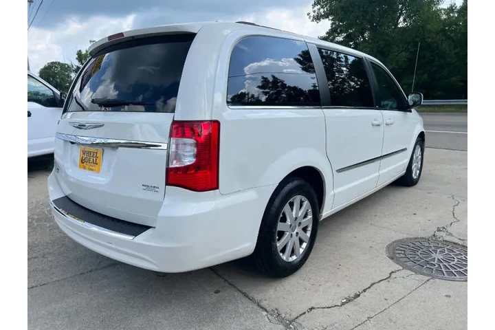$4995 : 2013 Town and Country Touring image 6