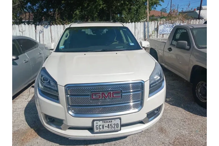 2015 GMC Acadia Denali image 6