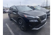 $23833 : Nissan Rogue 2023 AWD Platin thumbnail