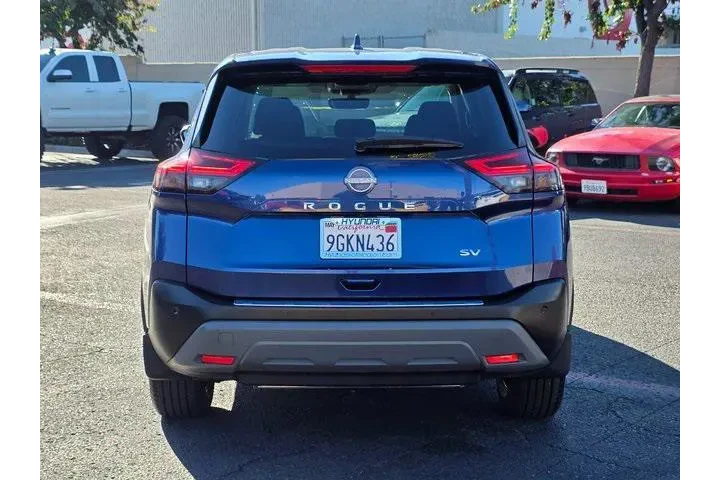 $23300 : Nissan Rogue 2023 SV 4dr Cro image 6