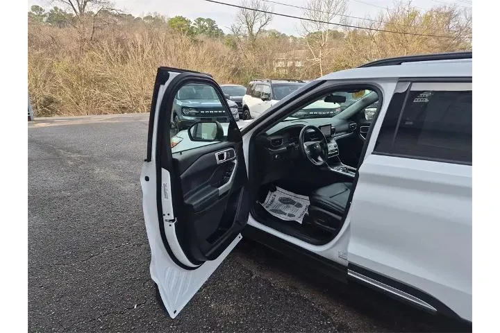 $20488 : Ford Explorer 2020 XLT 4dr S image 8