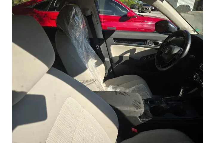 $26982 : Honda Civic 2023 EX 4dr Seda image 3