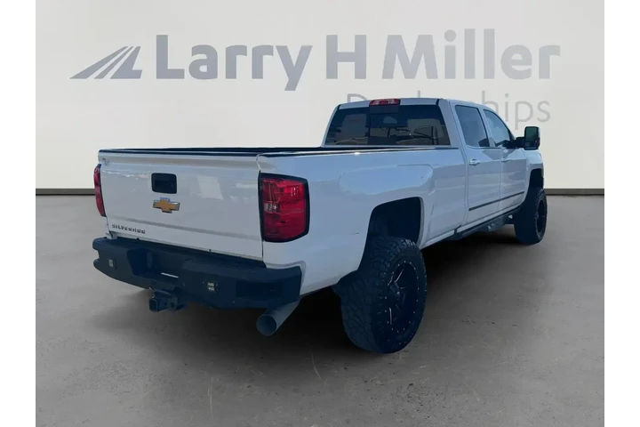 $39856 : Chevrolet Silverado 3500HD 2 image 5