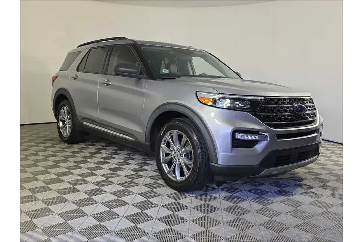 $25975 : Ford Explorer 2021 XLT 4dr S image 2